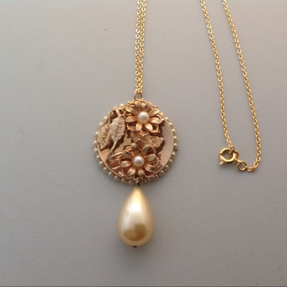 Vintage 40's faux pearl pendent - Picture 1 of 4